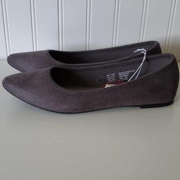 NWT grey flats - Picture 3 of 3